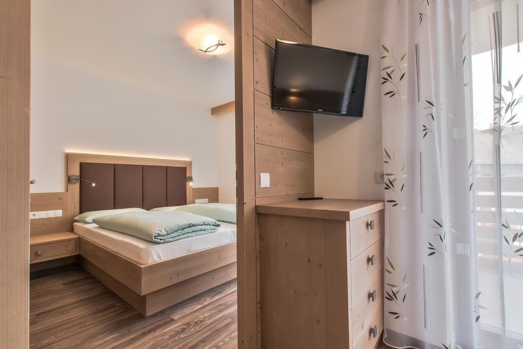 Apartments Ciasa Costa バディーア エクステリア 写真