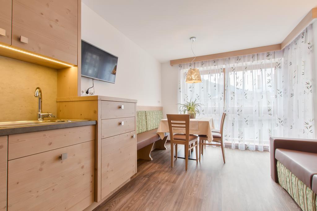 Apartments Ciasa Costa バディーア エクステリア 写真