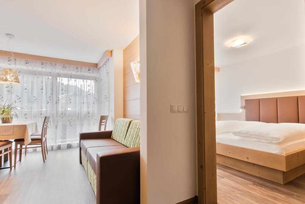Apartments Ciasa Costa バディーア エクステリア 写真
